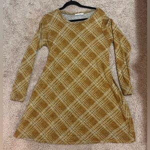 Fall long-sleeve dress with pockets